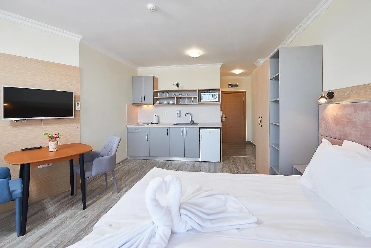 Crotiria Beach - Aparthotel Pomorie Bulgaria
